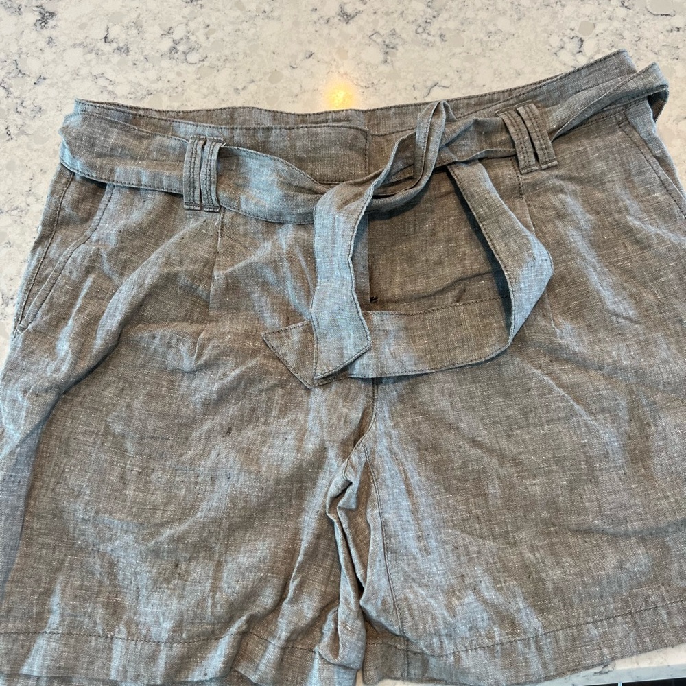 NWT Ann Taylor shorts